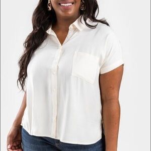 Francesca’s Emma Button Down Top Plus size